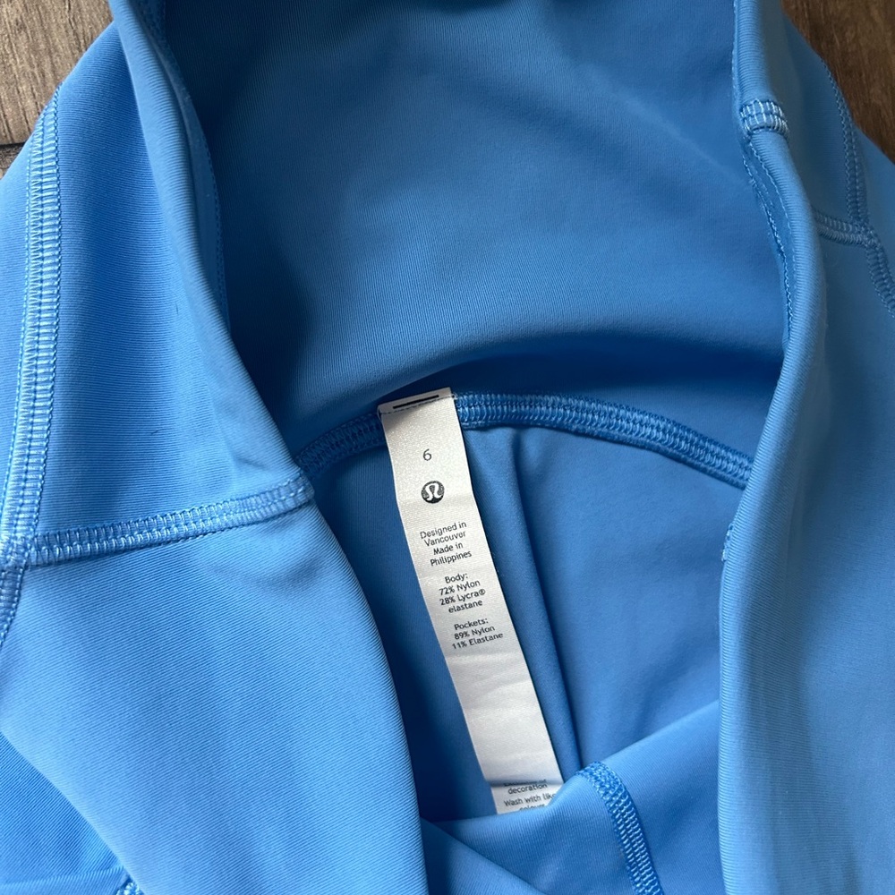 Wunder under lululemon leggings with pockets. Sky blue size 6. Brand new.